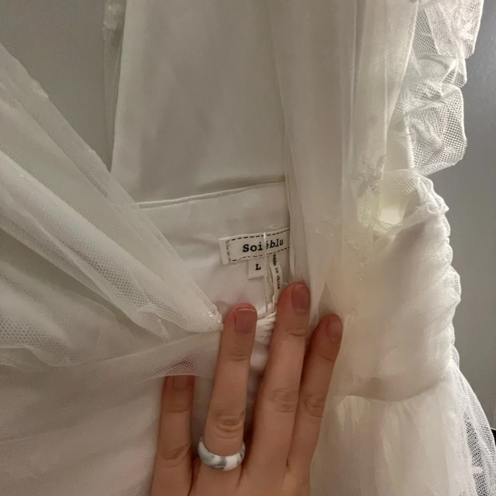 White dress (Bridal, elegant) - Picture 4 of 6